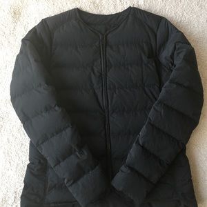 Lululemon down coat puffer black Just Enough Puff